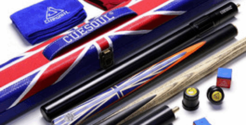 Кий і аксесуари: чохол, наклейка та рукавичка — що потрібно новачку